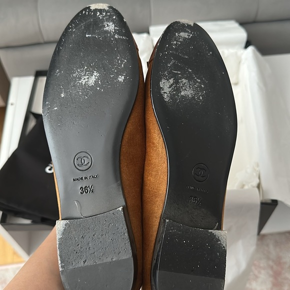 Chanel Brown Velvet Ballet Flats in 36.5 - Picture 5 of 13